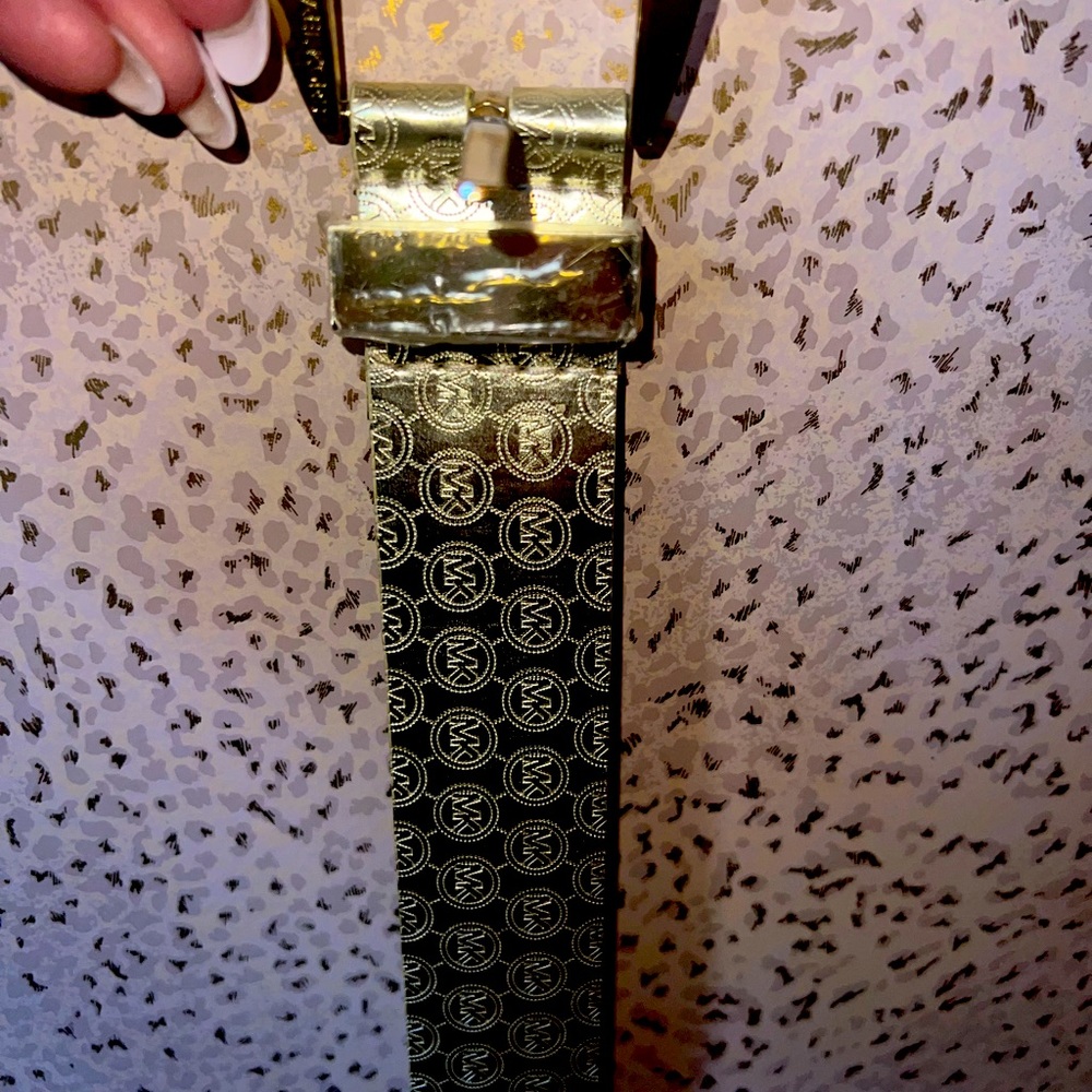 Michael Koors gold belt